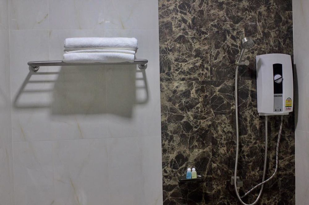 Trimm Hotel Chanthaburi Luaran gambar