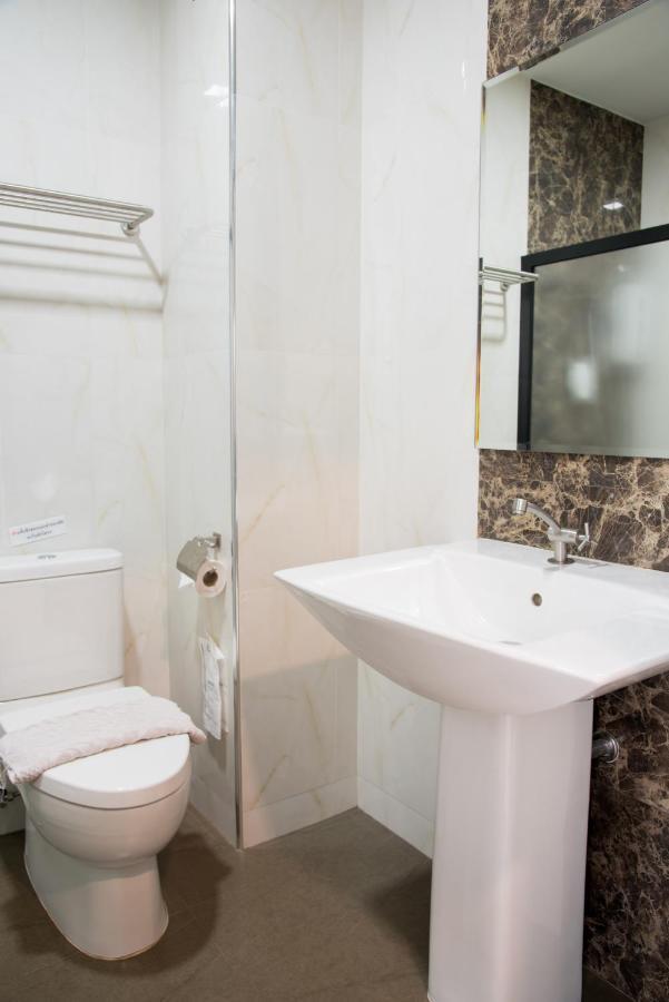 Trimm Hotel Chanthaburi Luaran gambar